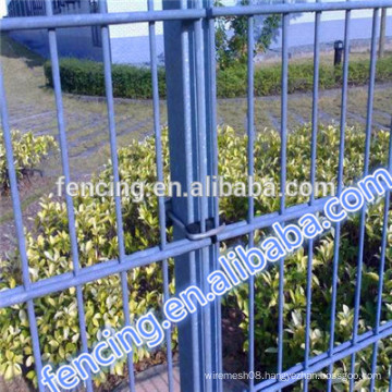 Hot sale High Anti-corrosion High safety Military base Low carbon steel Double wire fence